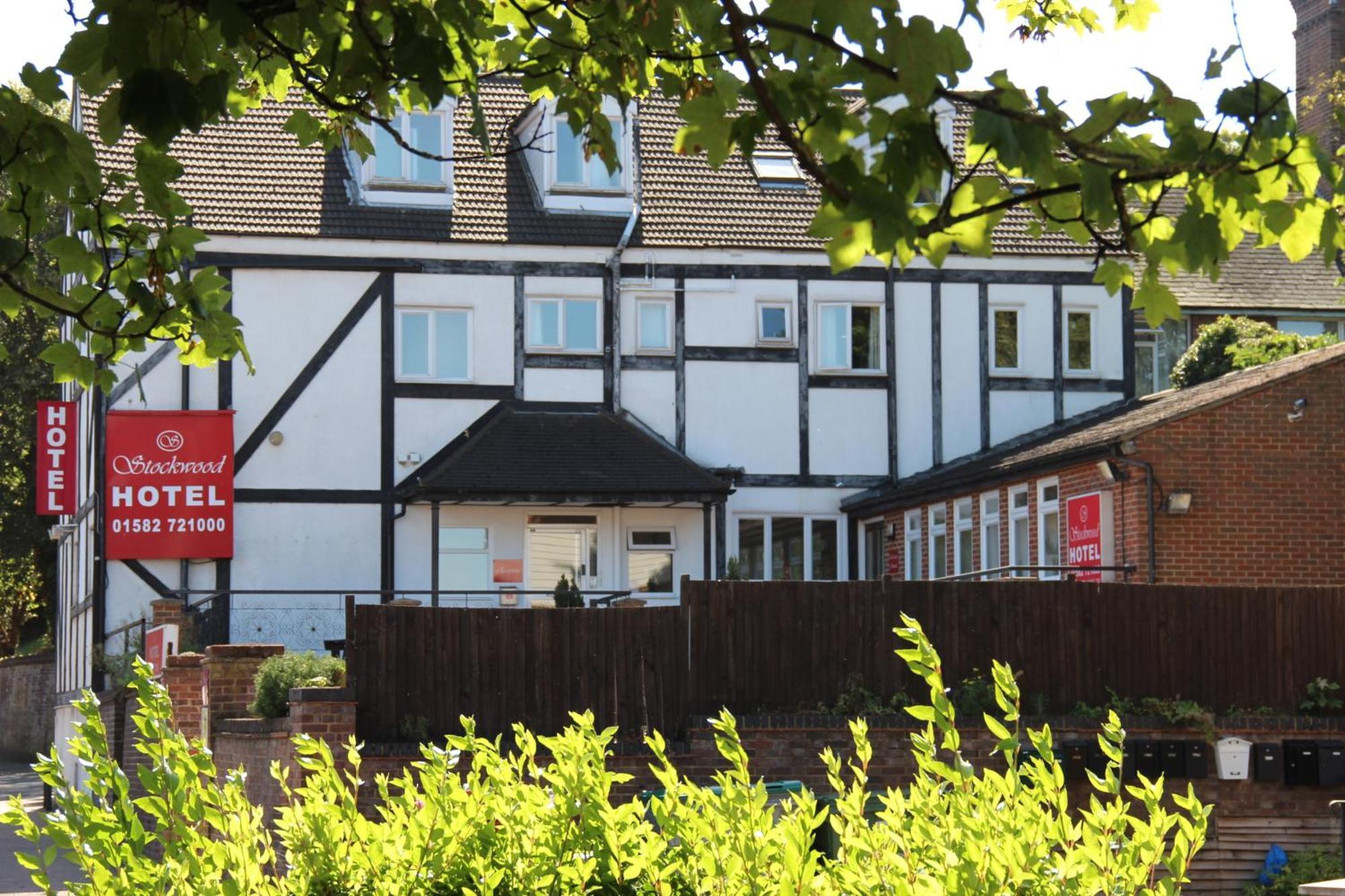 Stockwood Hotel - Luton Airport Екстериор снимка
