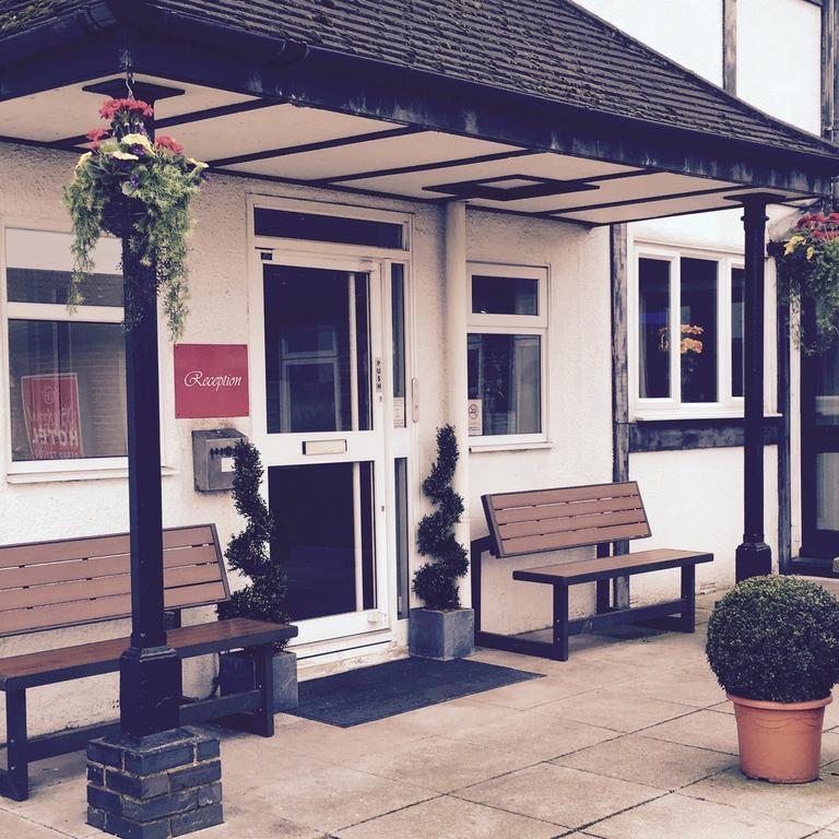 Stockwood Hotel - Luton Airport Екстериор снимка